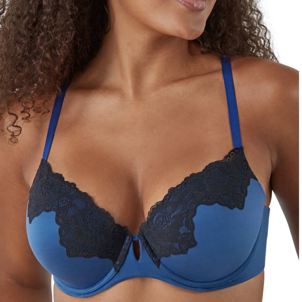 Maidenform Lift Blue and Black Lace Bra